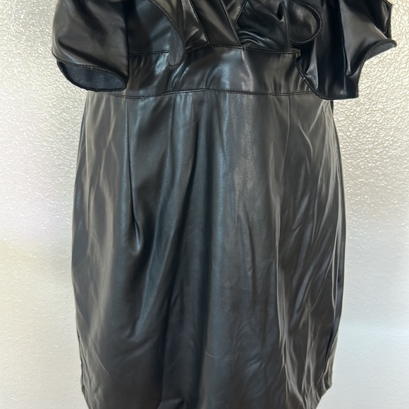 PrettyLittleThing Black Ruffle Dress - Picture 8 of 13